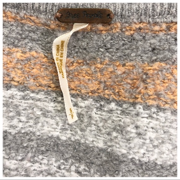 Free People Size Small Long Sleeve Tunic Sweater - Picture 3 of 4